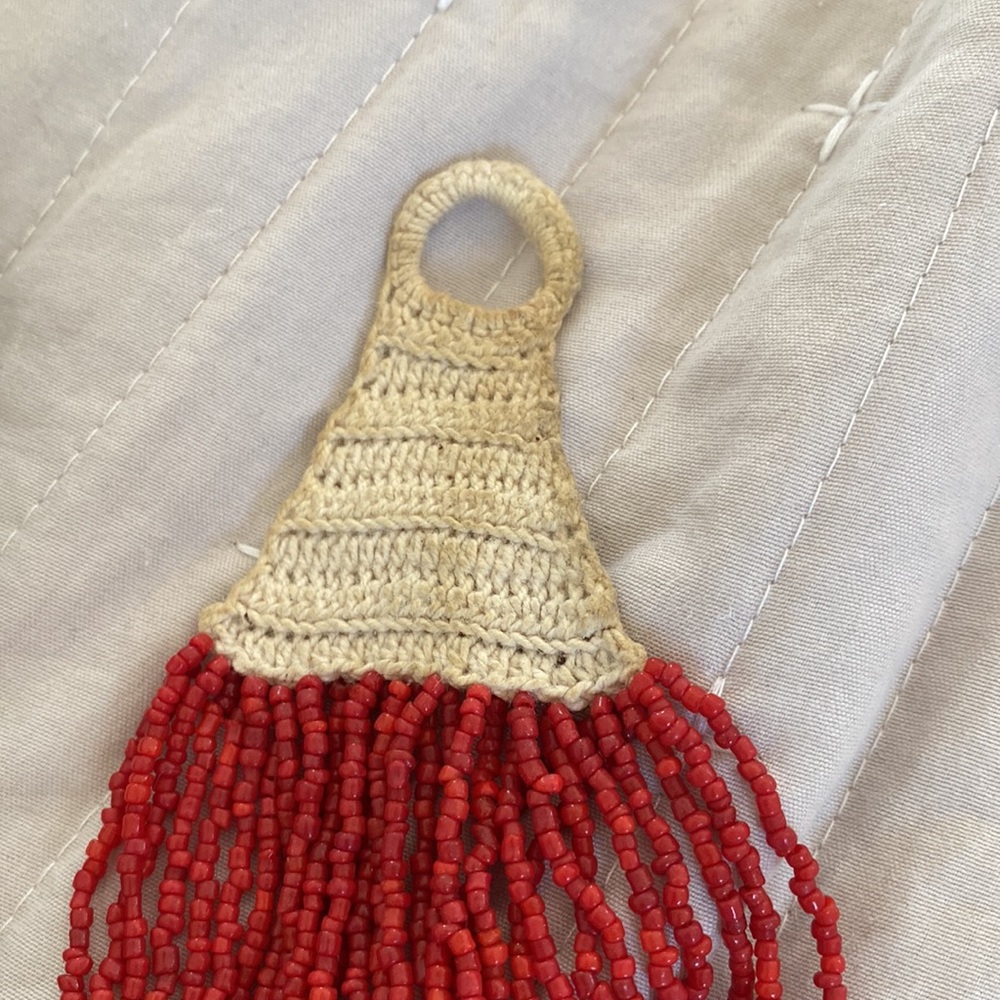Red beads necklace - Picture 4 of 4